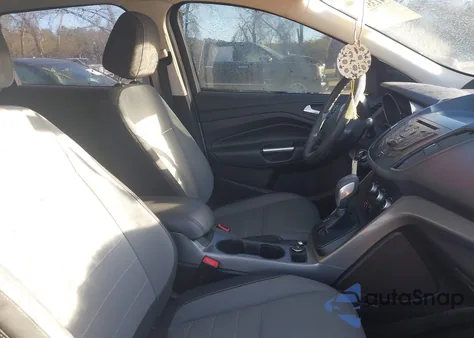 2015 Ford Escape Se z USA, uszkodzony, nr VIN 1FMCU0G76FUC77558